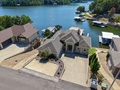 98 River Oaks Drive, Camdenton, MO, 65020