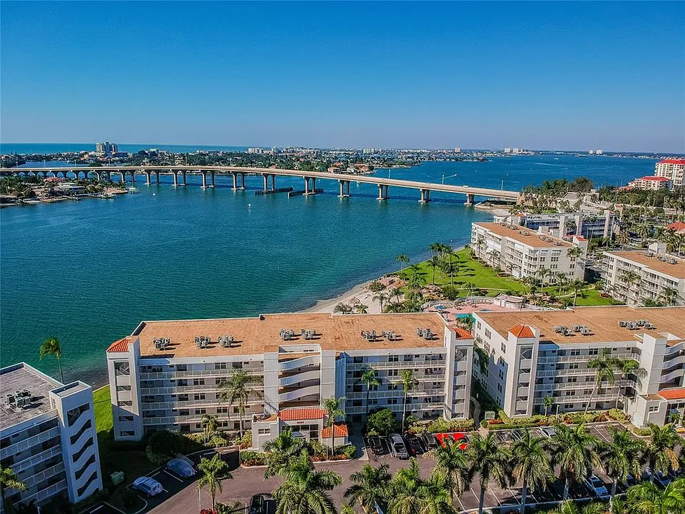 6061 Bahia Del Mar Cir #347