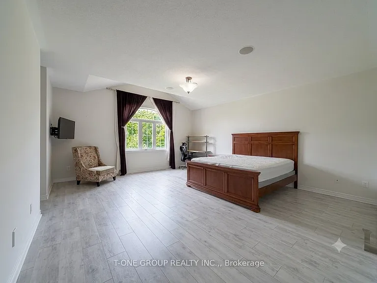 82 Fred McLaren Blvd — Photo 20
