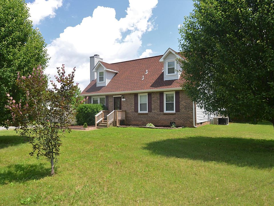 1st image of 381 Roselawn Dr
