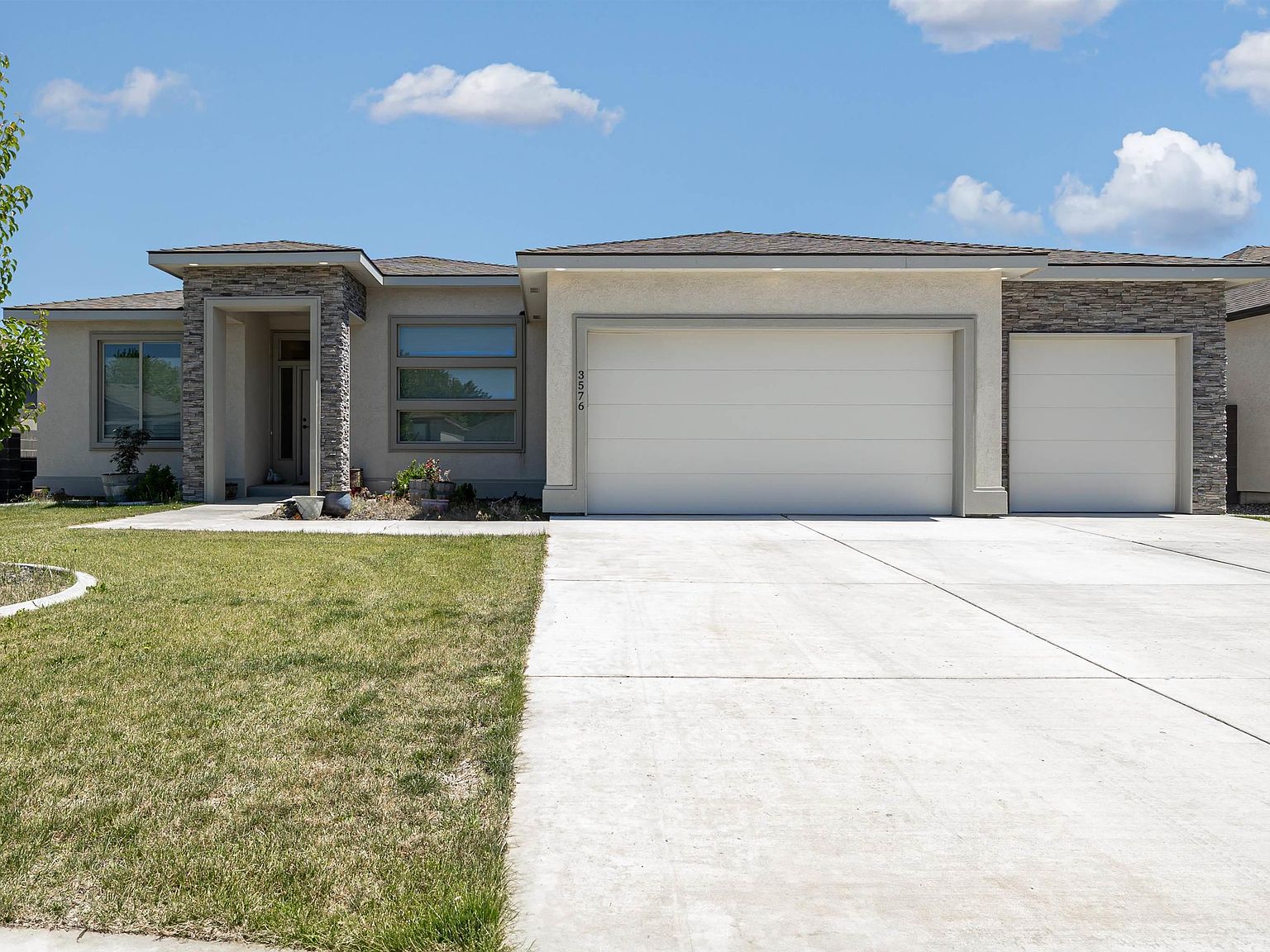 3576 Curtis Dr, West Richland, WA 99353 | Zillow