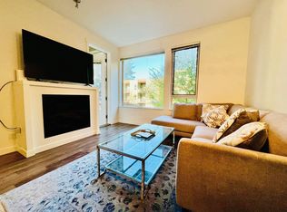 139 W 22nd St #110, North Vancouver, BC V7M 0B5