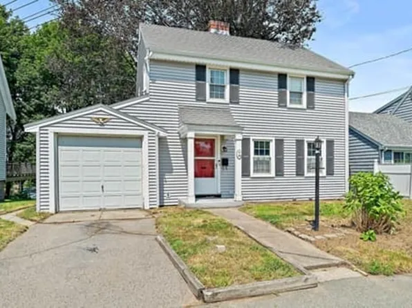 30 Russell St, Quincy, MA 02171
