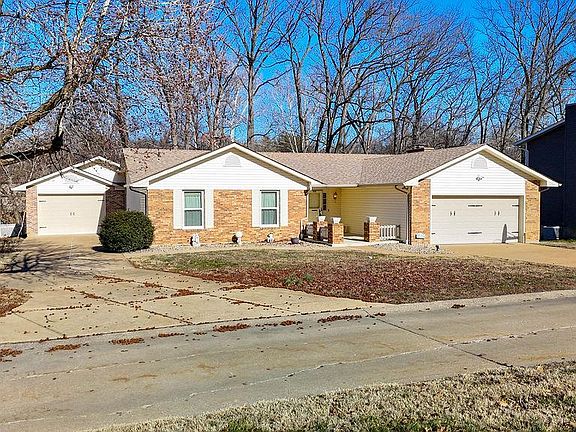 2nd image of 113 Parkview Dr