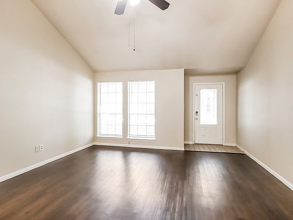 4th image of 4110 Bassingham Dr