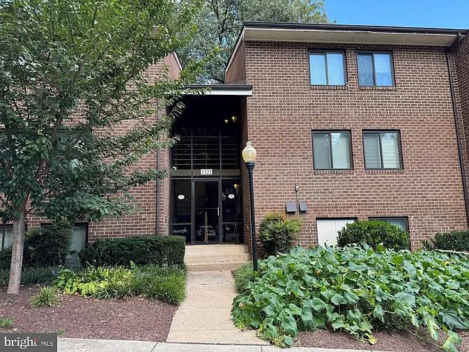 Northgate Condo — Photo 1