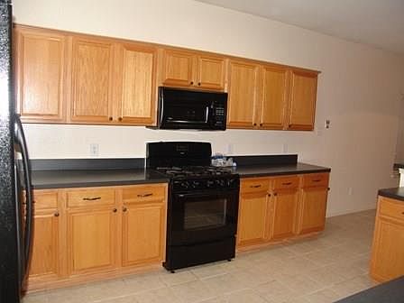 1st image of 2824 Earle Dr