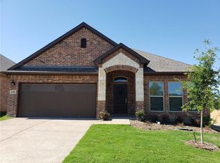 1702 Prestwick Ln, Ennis, TX 75119