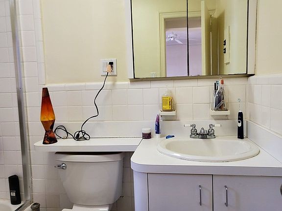 5th image of 236 Henry St #8A