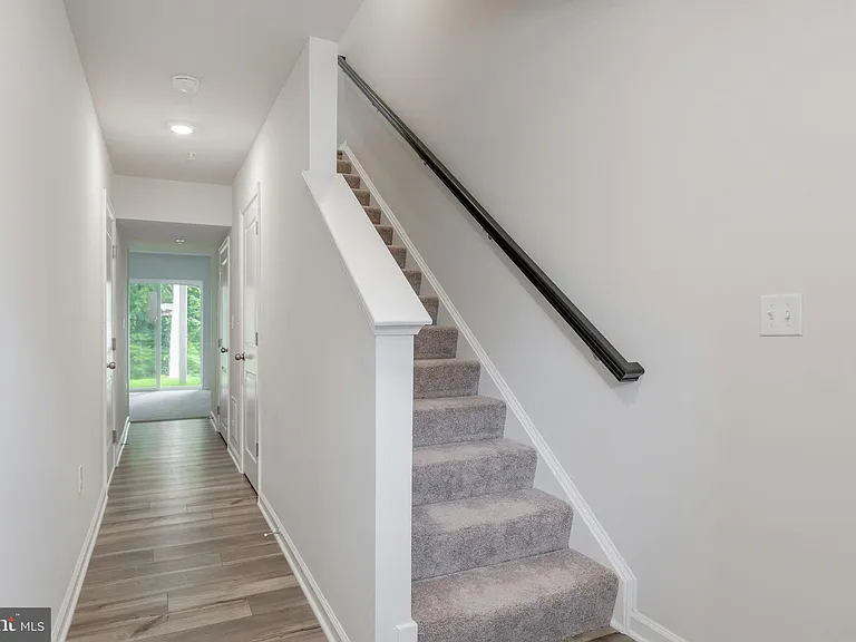 5616 Ludlow Pl — Photo 5
