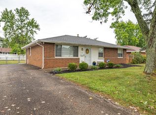 2738 Kenny Ln, Grove City, OH 43123