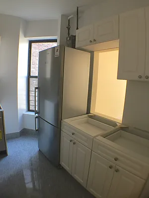 Rented by Newcastle Realty Services | media 11