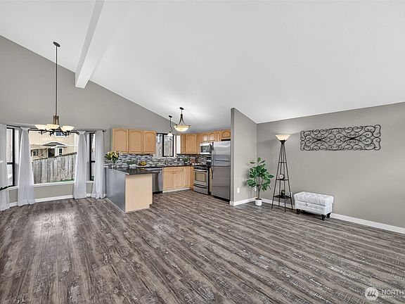 5th image of 2528 S 354th Street