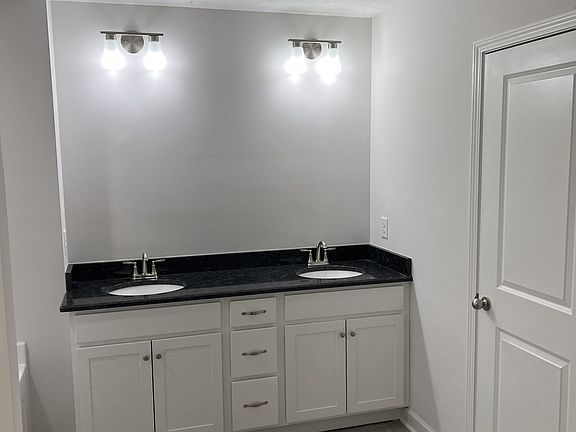 4th image of 3004 Pasteur Ct Lot 547