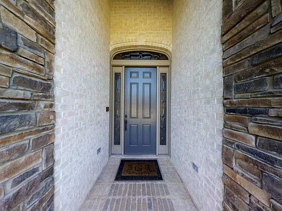 2nd image of 803 Sedgefield Dr