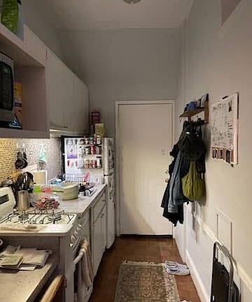 3rd image of 430 N 33rd St #1R