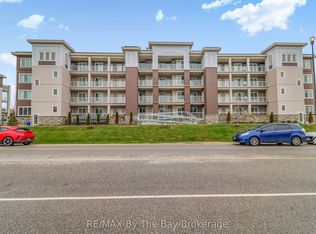5 Spooner Cres #311, Collingwood, ON L9Y 1T3