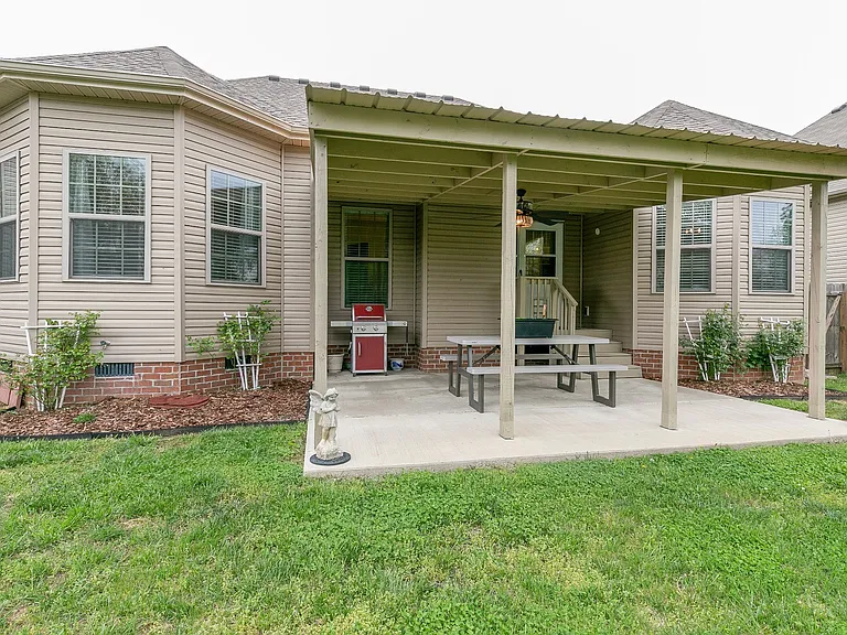 7032 Nickalus Way — Photo 31