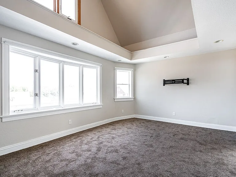 3315 N Holton St — Photo 5