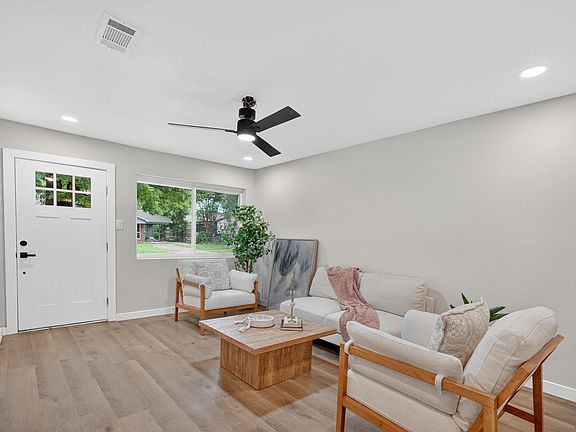 4th image of 1021 Richard Dr