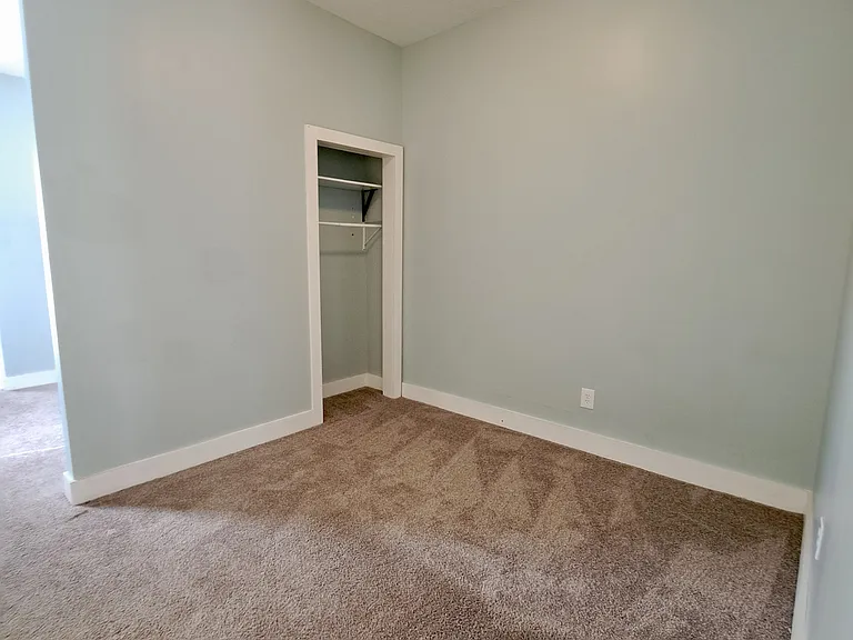 227 Livingston Ave — Photo 5