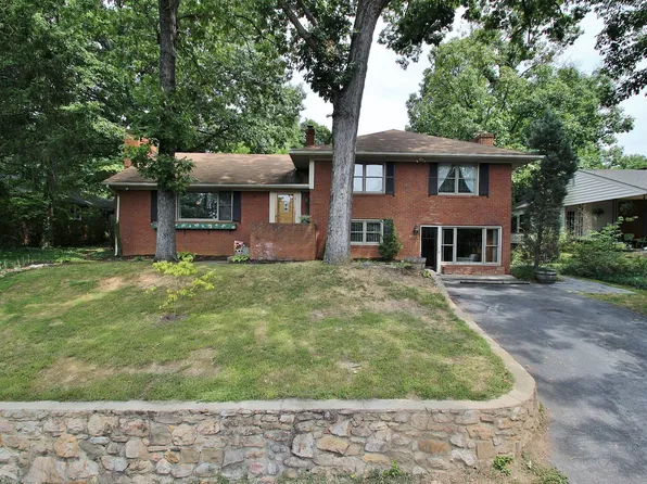 3068 Sedgefield Rd, Roanoke, VA 24015