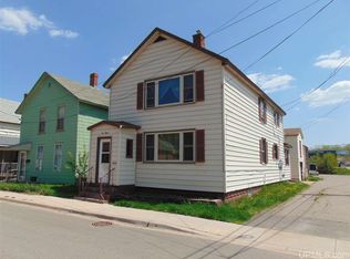 412 N 2nd St, Ishpeming, MI 49849