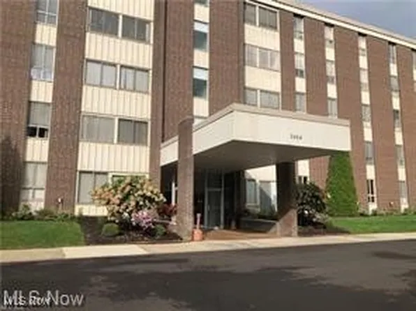 3064 Kent Rd APT 208, Stow, OH 44224