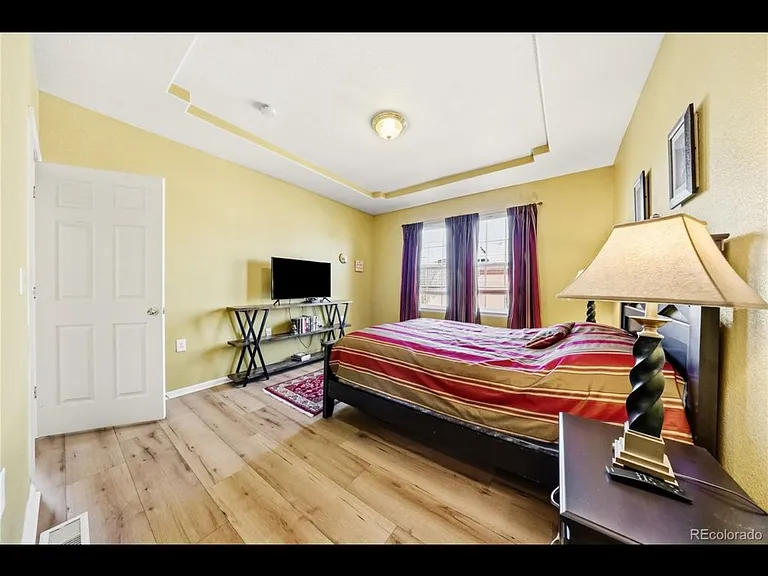 7777 E 23rd Ave #101 — Photo 25