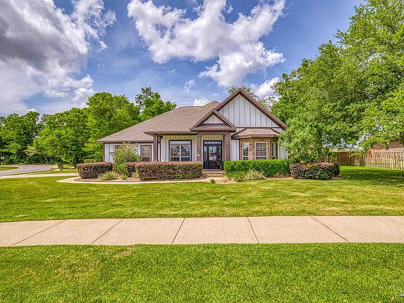 2nd image of 8661 Salt Grass Dr
