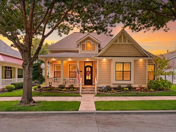 5813 Arbor Rd, North Richland Hills, TX 76180