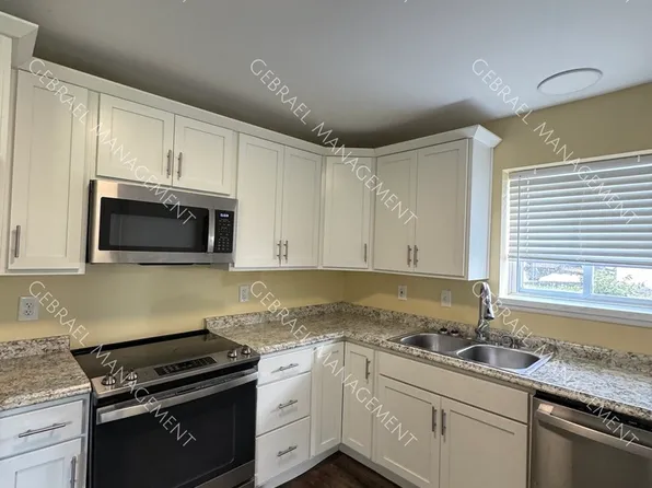 9395 Jennings Rd, Grand Blanc, MI 48439