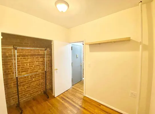 Rented by Crosstown Apartments NYC | media 36
