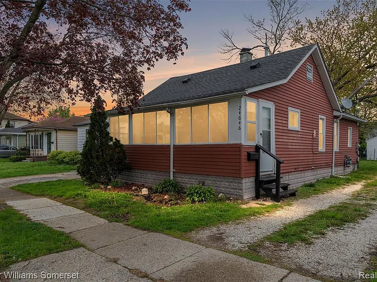 24646 Tuscany Ave — Photo 1