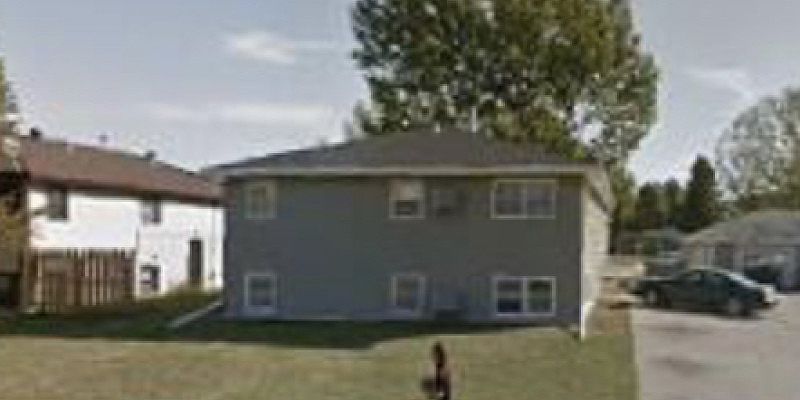 1st image of 1006 18 1/2 St S APT 3