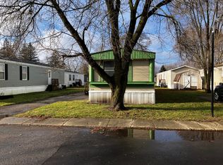 524 Lanier #47, South Lyon, MI