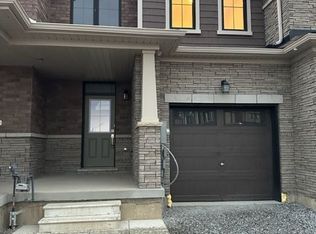 21 Vanilla Trl, Thorold, ON L2V 0K6