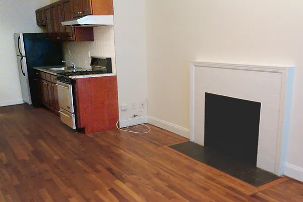 Rented by Fox Residential Group | media 20