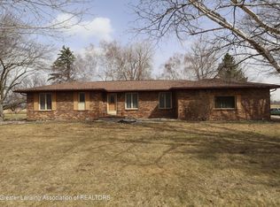 9840 Looking Glass Brook Dr, Grand Ledge, MI 48837