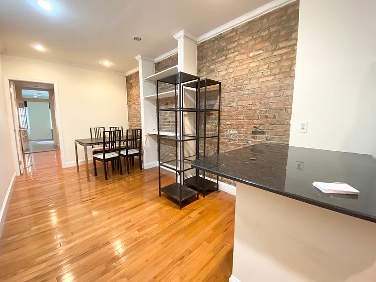 63 Sullivan St #2E — Photo 4