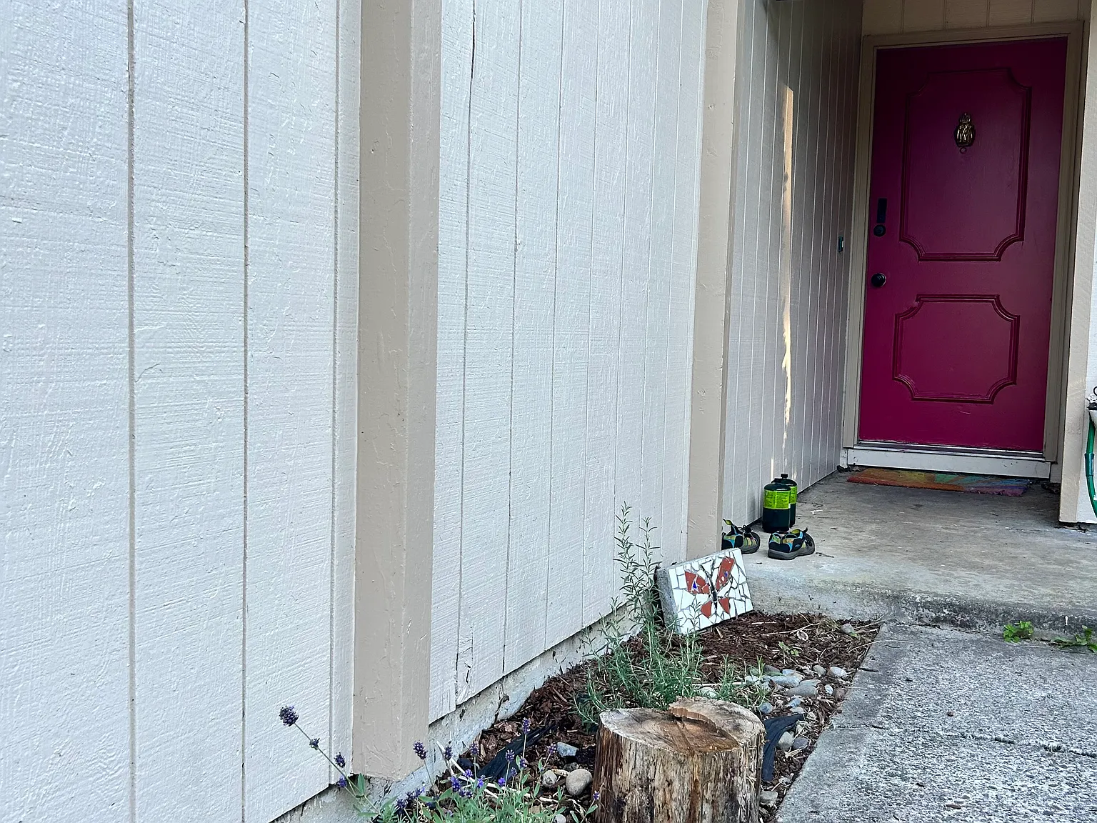 2411 Bush Ave NW — Photo 3