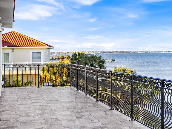 2nd image of 9375 Palmetto Ridge Ct