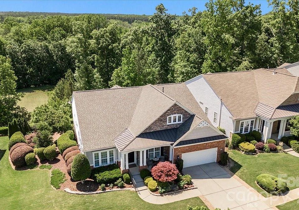 1st image of 39653 Rosebay Ct