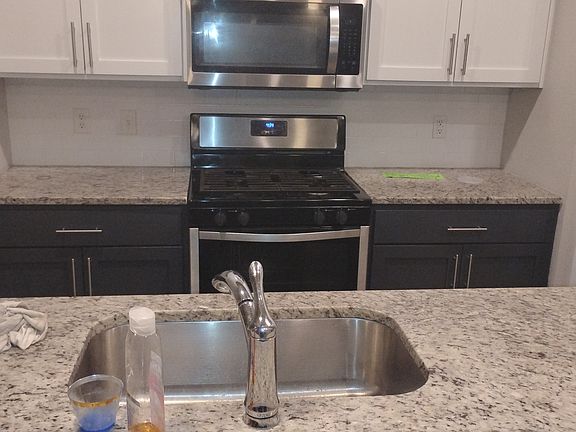 Kitchen Grand tops refrigerator ice maker microwave