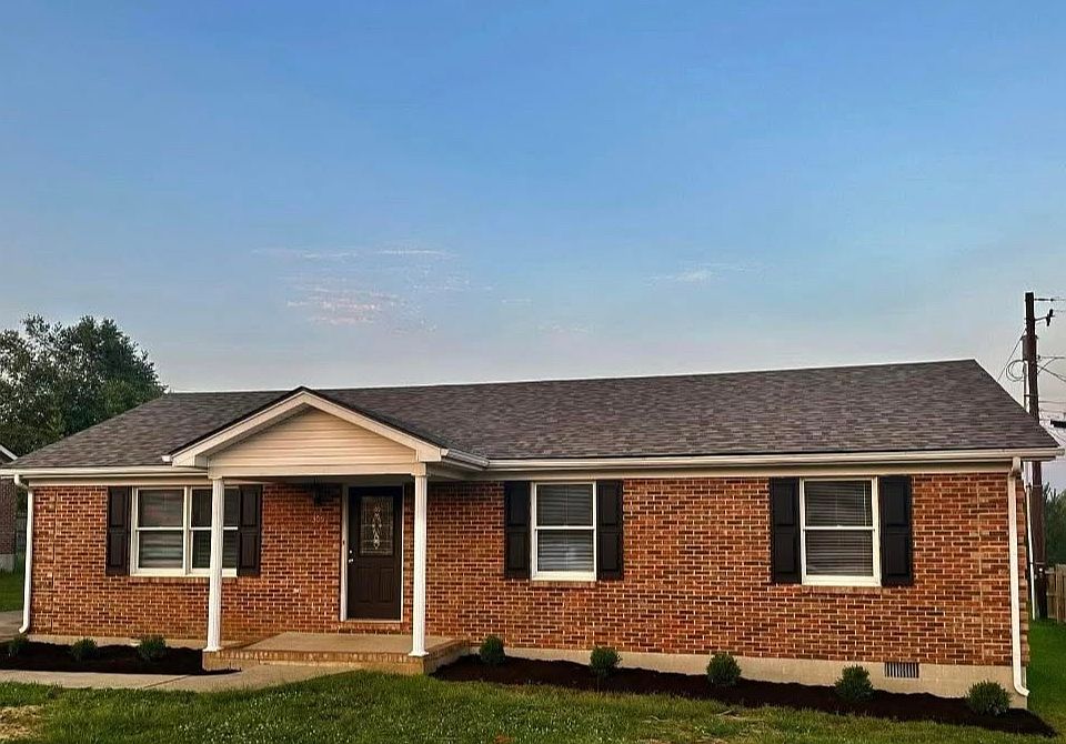 1st image of 305 Woodspointe Way
