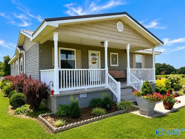 970 Ross Rains Rd, Albertville, AL 35951