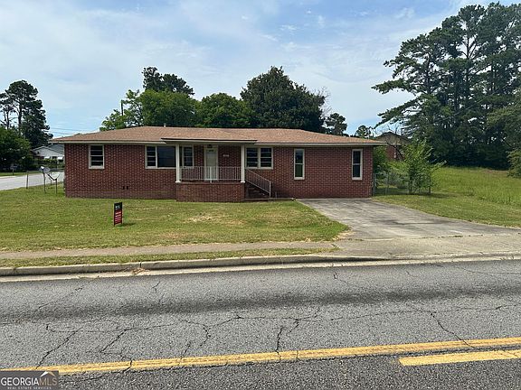 3rd image of 1757 Anthony Rd