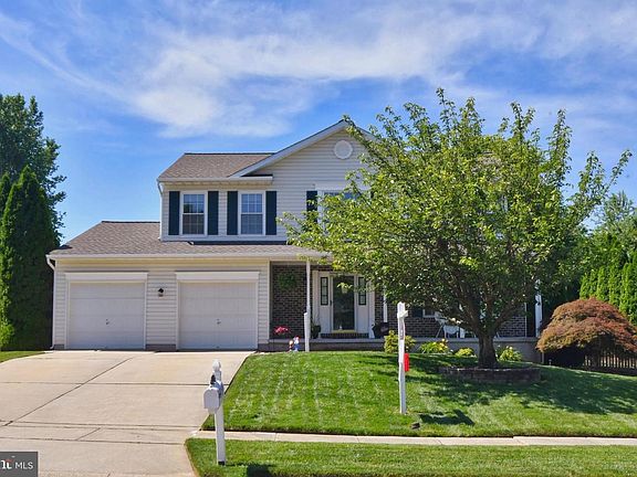 3rd image of 500 Winslow Dr