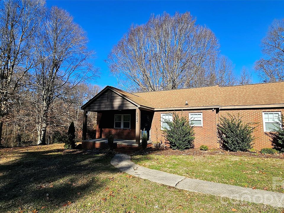 1st image of 2524 Pickway Dr