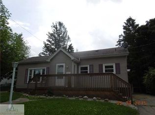 214 West St, Grand Ledge, MI 48837